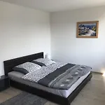 Exklusive Mit Dachterrasse In Schleussig *
