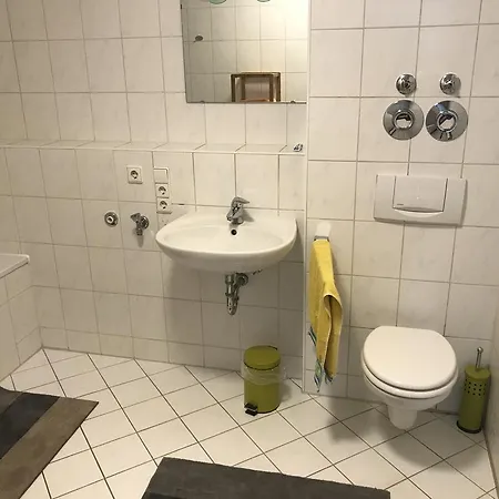 Exklusive Mit Dachterrasse In Schleussig Lägenhet Leipzig